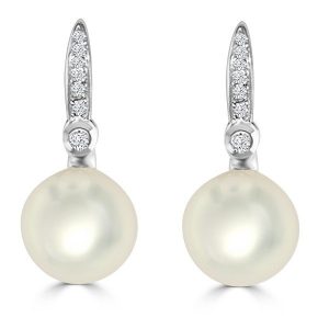 Pendientes de oro, diamantes y perla modelo classic