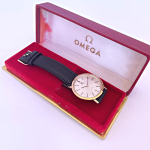 Reloj Omega de Ville-Carrera Collection