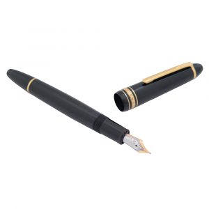 Pluma estilográfica Montblanc Meisterstück 146-Carrera Collection