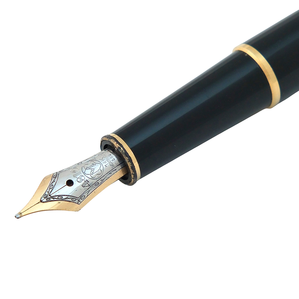 Pluma Montblanc Meisterstück ID1688828-Carrera Collection